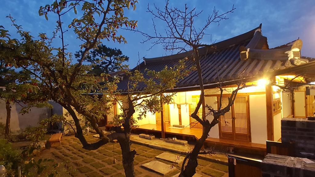 ג'אונג'ו Ohnewwall Guesthouse מראה חיצוני תמונה