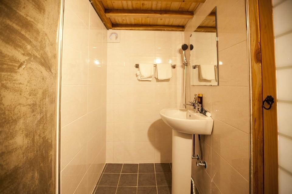 ג'אונג'ו Ohnewwall Guesthouse מראה חיצוני תמונה
