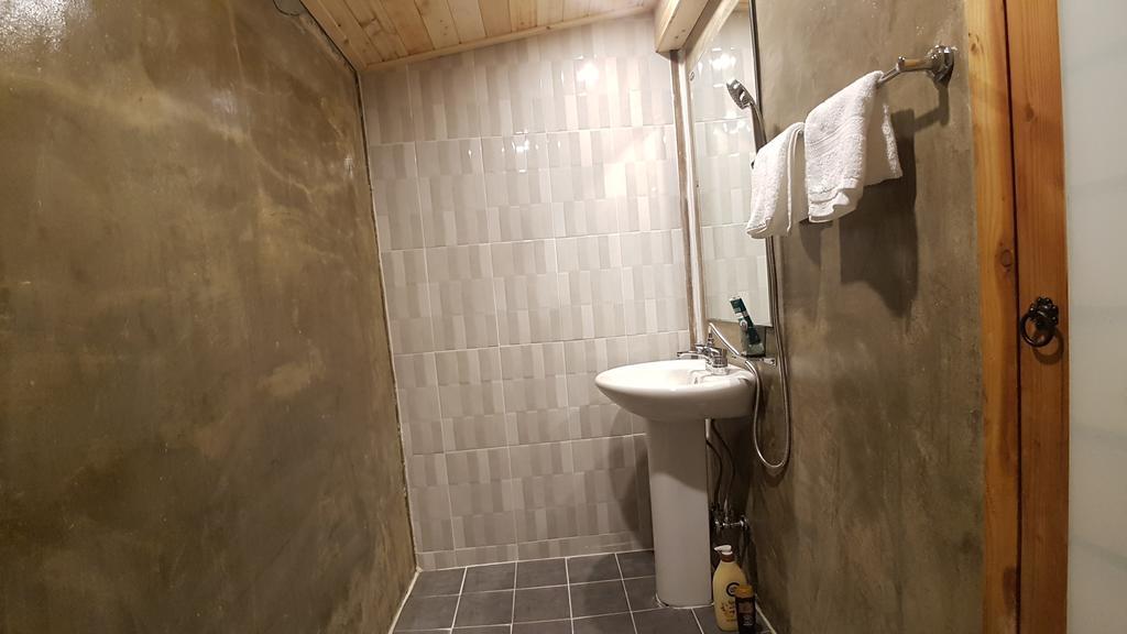 ג'אונג'ו Ohnewwall Guesthouse מראה חיצוני תמונה