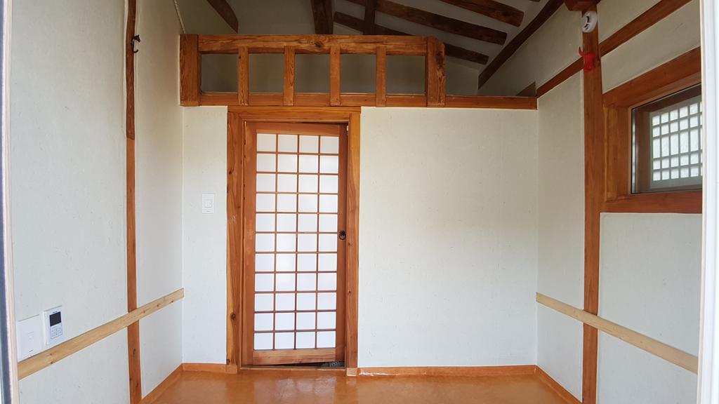 ג'אונג'ו Ohnewwall Guesthouse מראה חיצוני תמונה