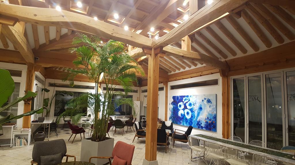 ג'אונג'ו Ohnewwall Guesthouse מראה חיצוני תמונה